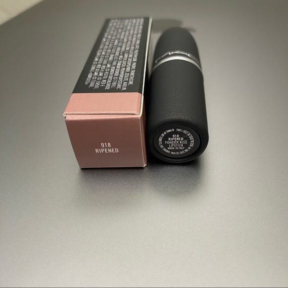 MAC “Ripened” Powder Kiss Lipstick 918 - Picture 11 of 15